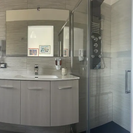 Un Posto Al Mare Marina Bed & Breakfast 3*