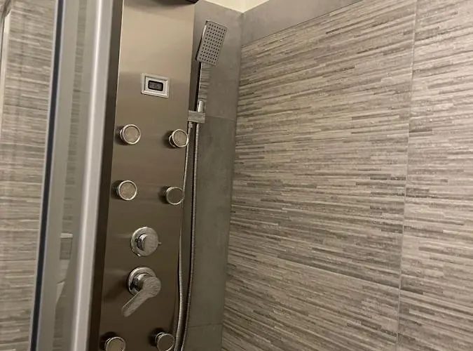 Un Posto Al Mare Marina 新萨尔沃