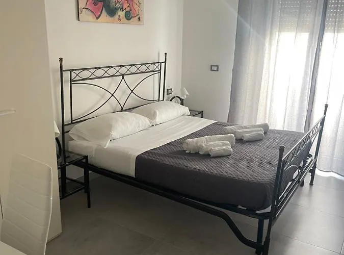 Un Posto Al Mare Marina 住宿加早餐酒店 3*