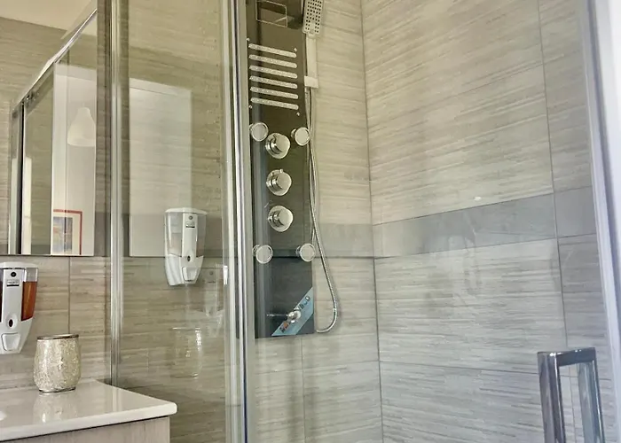 Un Posto Al Mare Marina 新萨尔沃